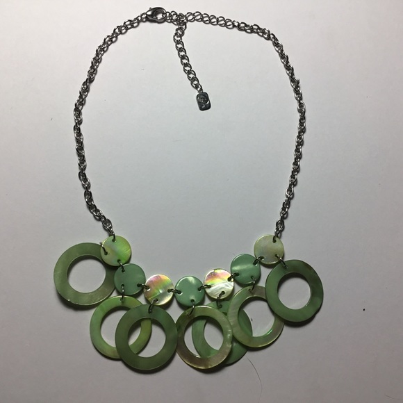 Blue and green necklaces - Picture 3 of 4